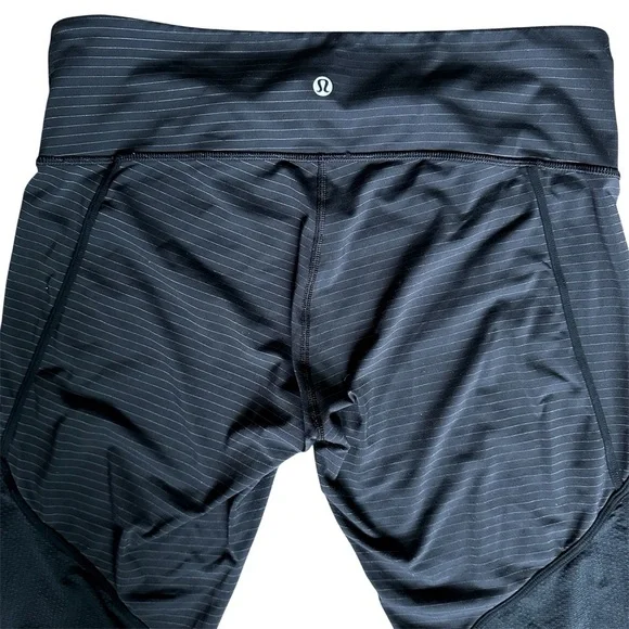 Lululemon InStride Crop Leggings Black Pinstripe Mesh Panel Size 12 - Picture 4 of 15